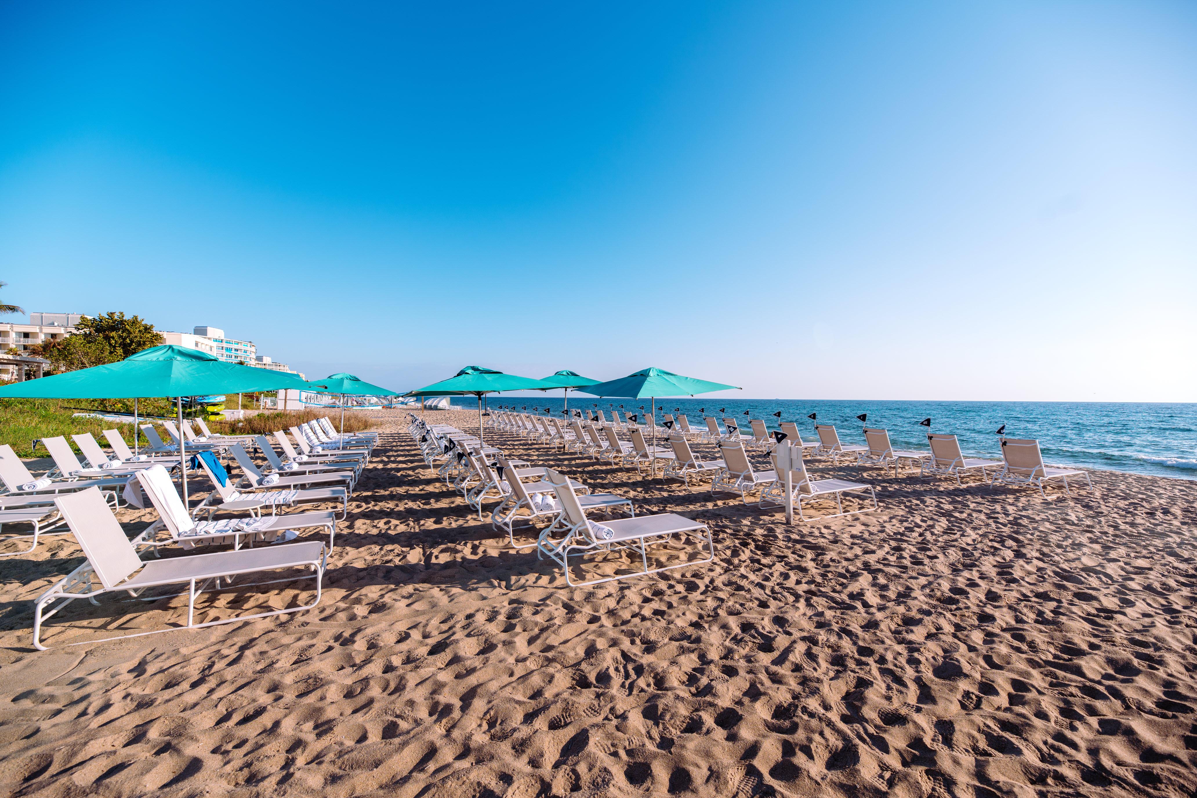 Tideline Palm Beach Ocean Resort And Spa Exterior foto